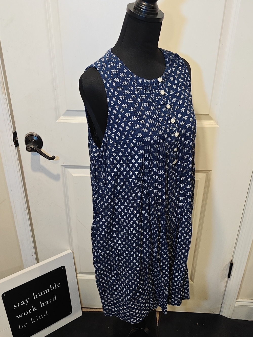 Cottagecore Navy Sleeveless Floral Button-Front Tank Dress